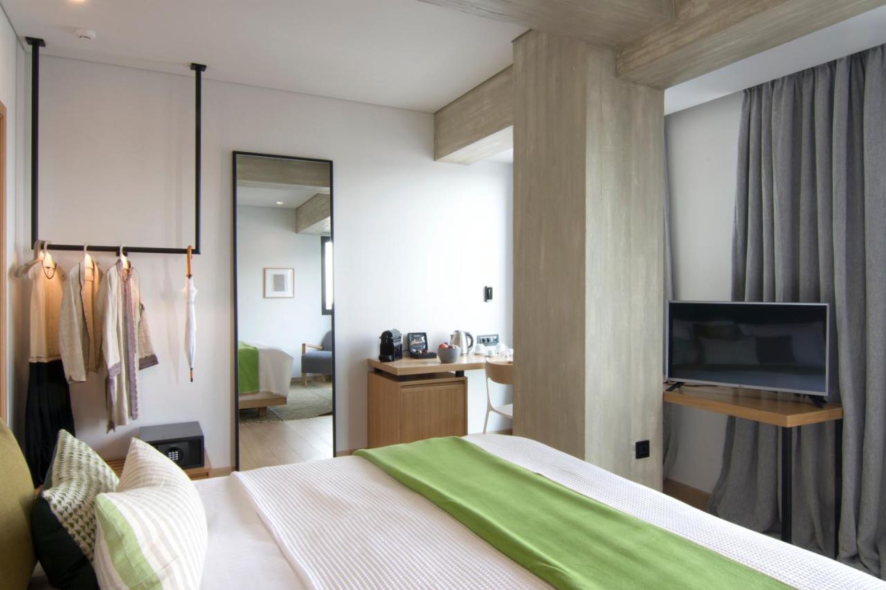 Готель Coco-Mat Athens Jumelle Екстер'єр фото A room at the hotel