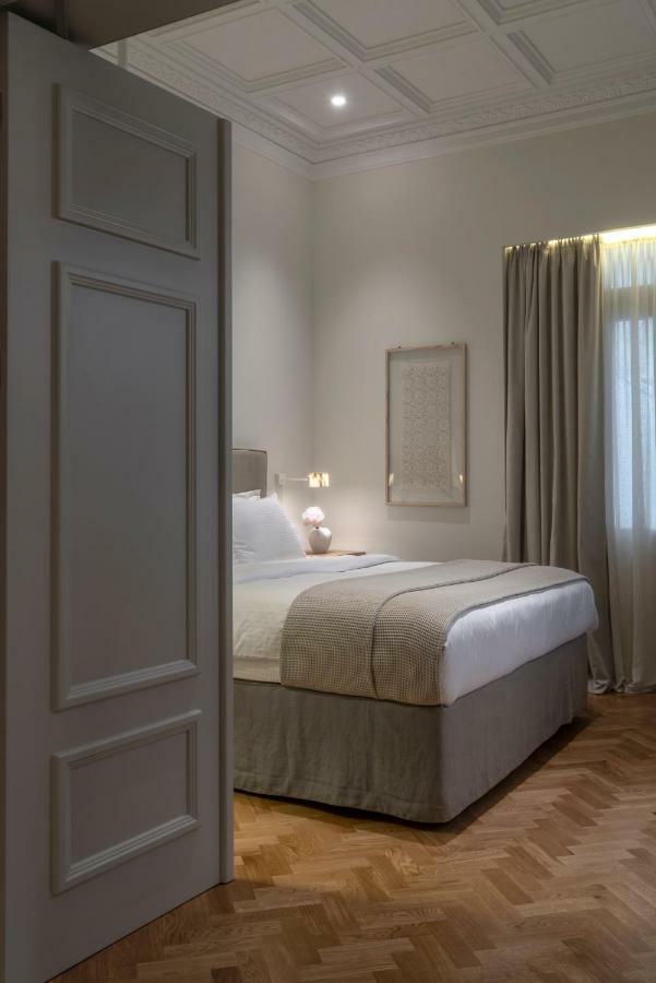 Готель Coco-Mat Athens Jumelle Екстер'єр фото A bedroom at the hotel